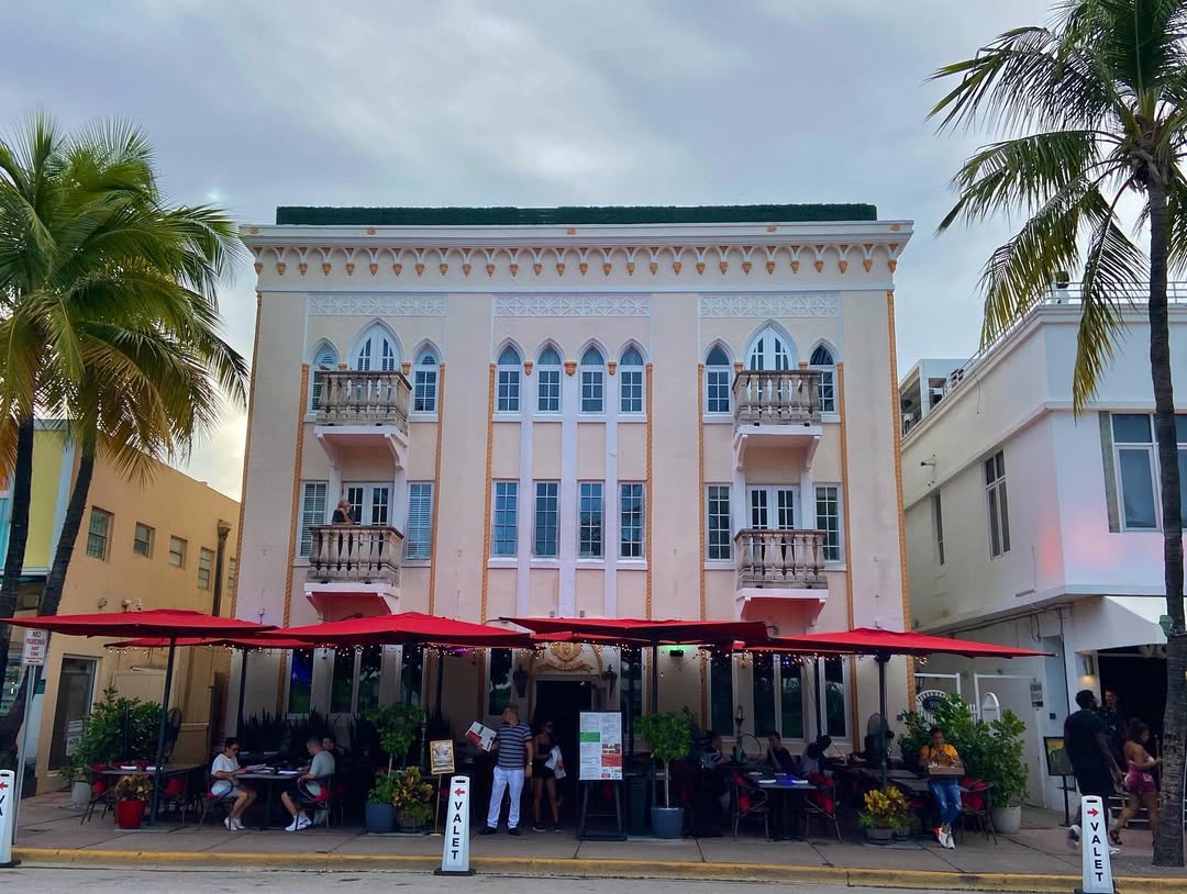 Magic Miami in Miami, FL, USA - Travel photography by Rohan Goel