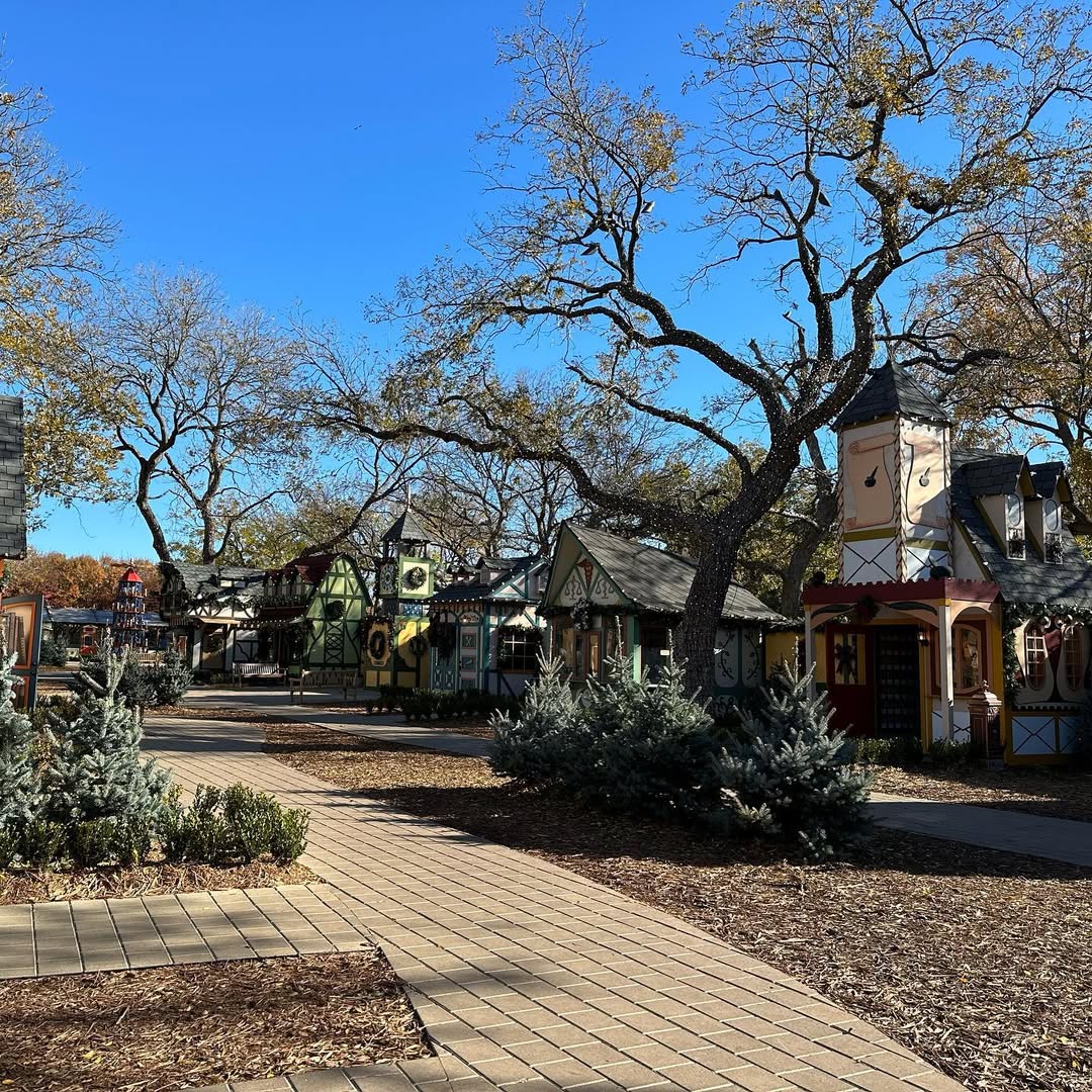 Stuck in Dallas in Dallas, USA - Travel photography by Rohan Goel