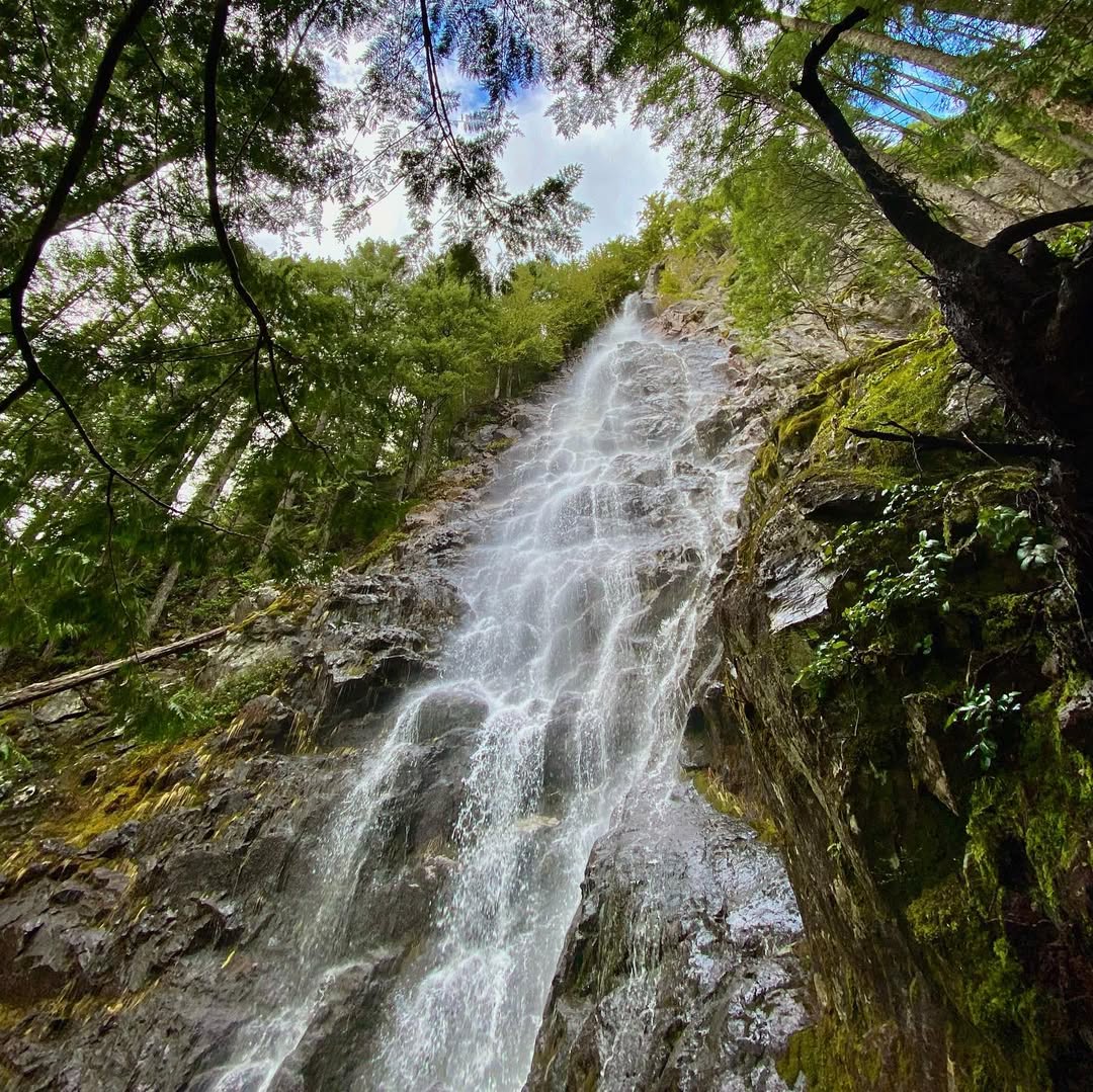Hiking Teneriffe Falls in Teneriffe Falls, WA, USA - Travel photography by Rohan Goel