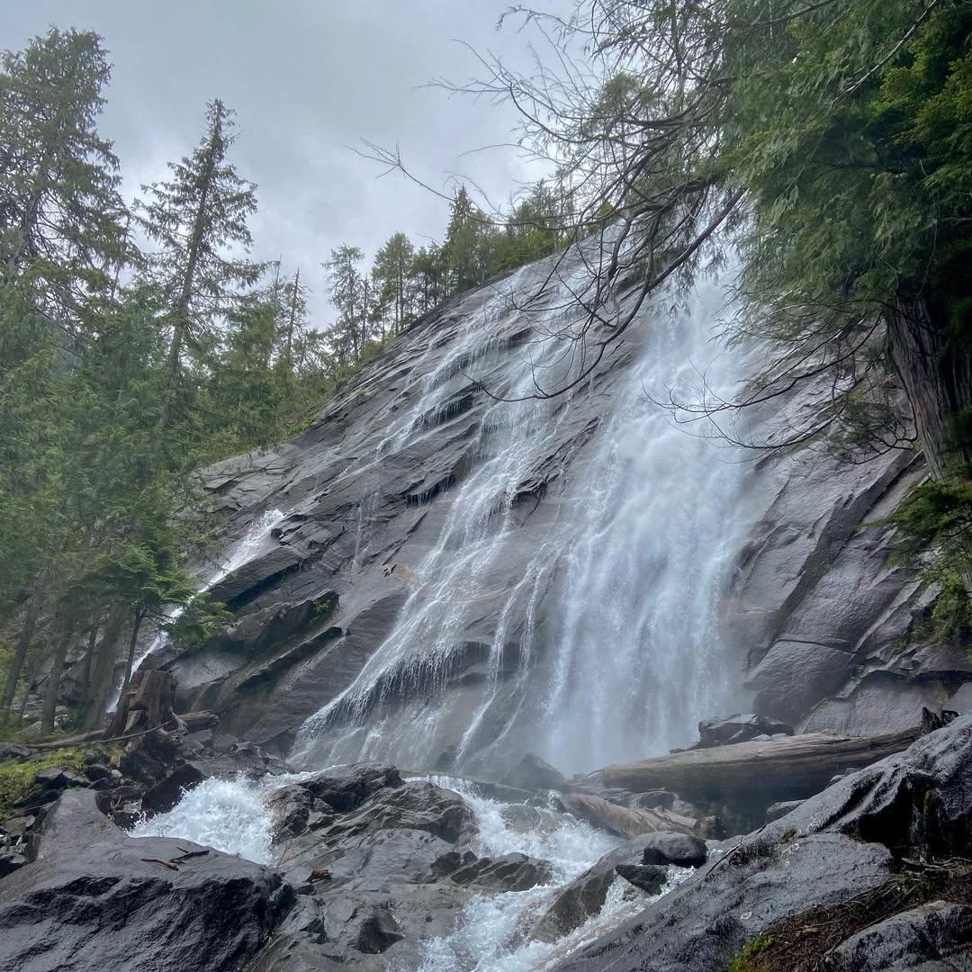 Lake Serene Hike in Lake Serene - Bridal Veil Falls, USA - Travel photography by Rohan Goel