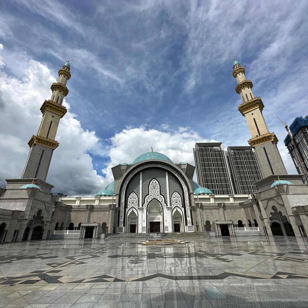 Kool Kuala Lumpur in Kuala Lumpur, Malaysia - Travel photography by Rohan Goel