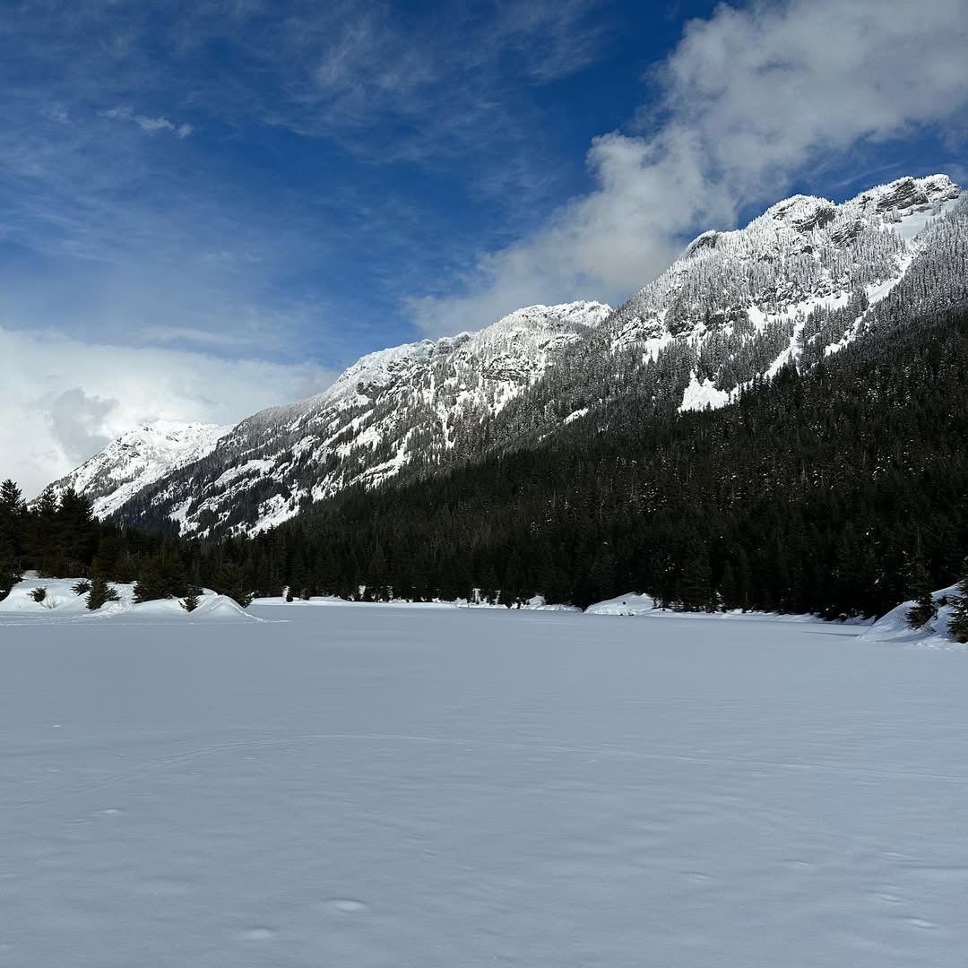 Gold Creek Pond in Gold Creek Pond Trail, USA - Travel photography by Rohan Goel