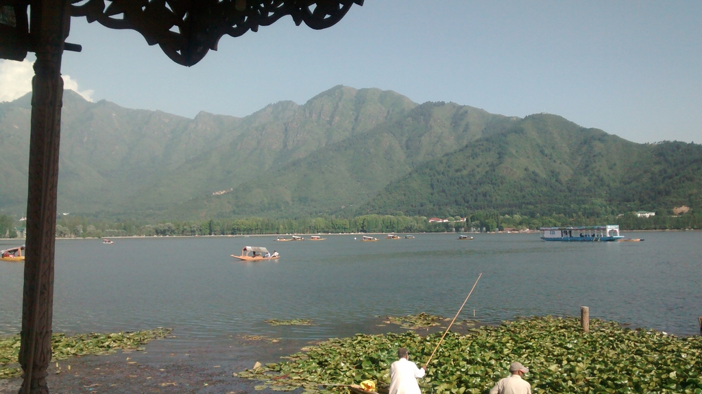 Kashmir - Paradise on Earth. Kashmir + Jammu + VaishnoDevi. MemExp Blog
