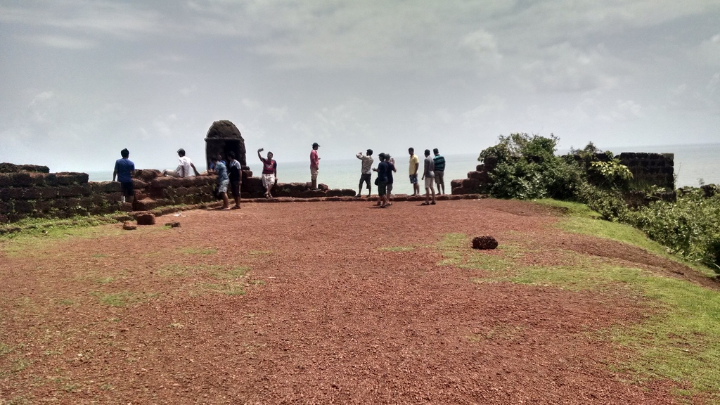 Chapora fort scenery view hi-res stock photography and images - Alamy