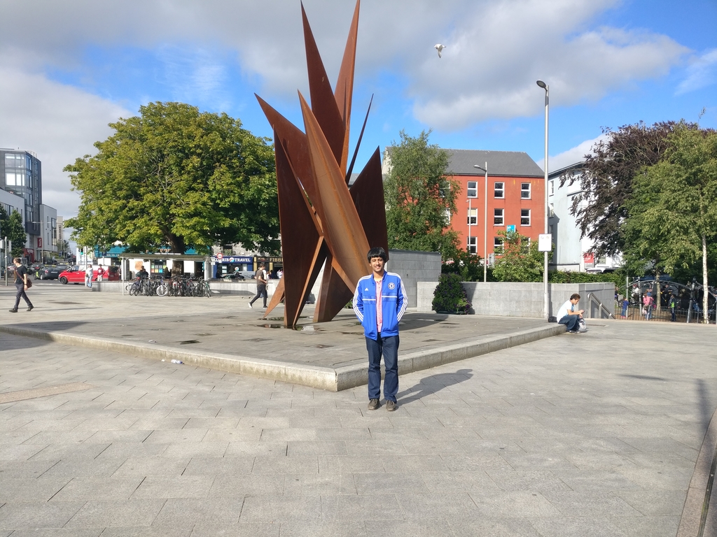 Pretty Little 'Galway' girl. Galway. MemExp Blog