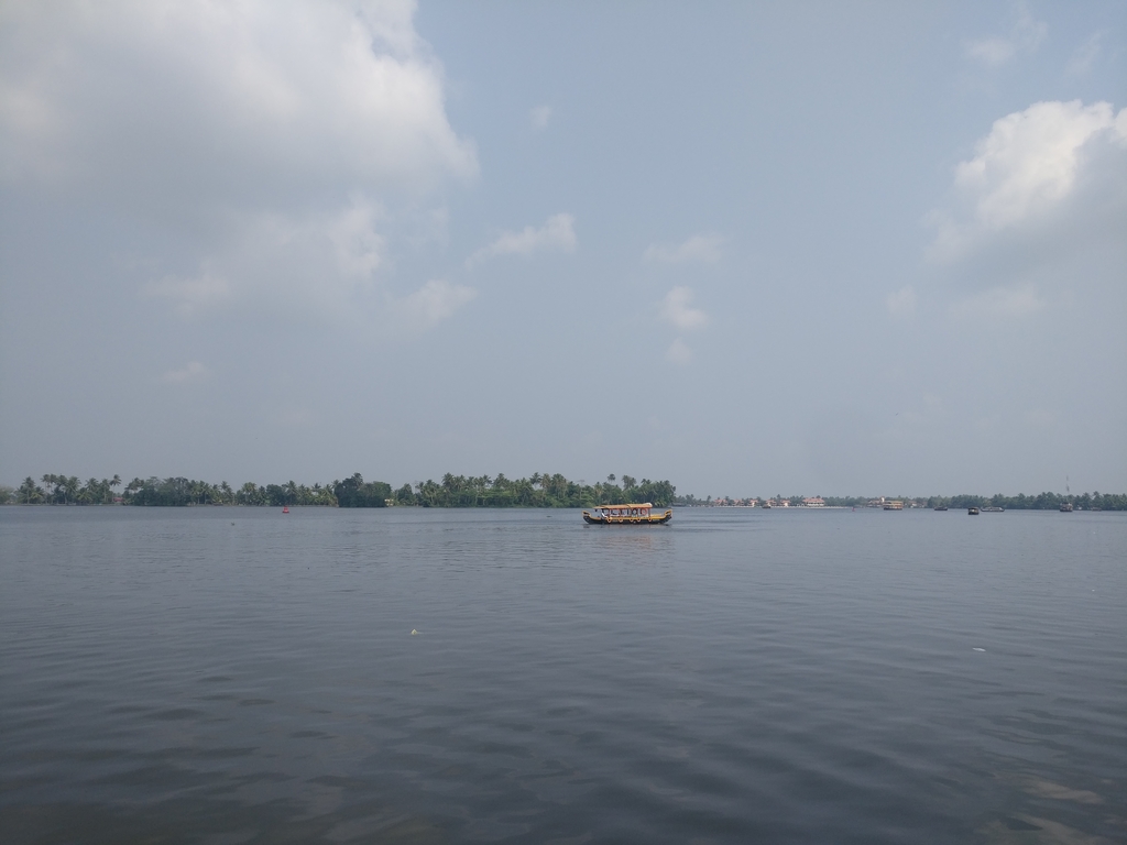 Backwaters at Alleppey. Alleppey + Kochi. MemExp Blog