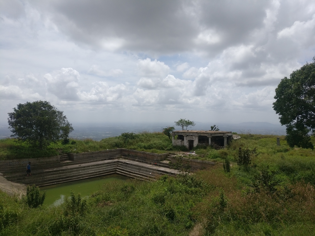 Hike to Chennagiri. Nandi Hills, Bangalore. MemExp Blog