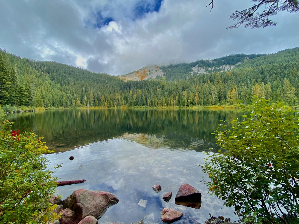 =Amongst Alpine Lakes. MemExp Blog. Rohan Goel