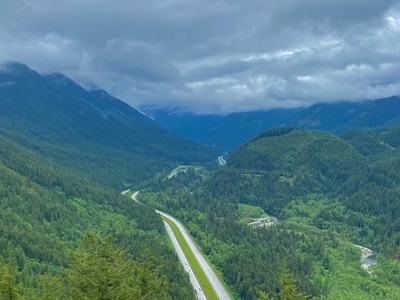 Dirty Harry Balcony Trail in North Bend, WA, USA