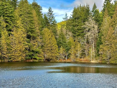 Fragrance Lake in Fragrance Lake, USA